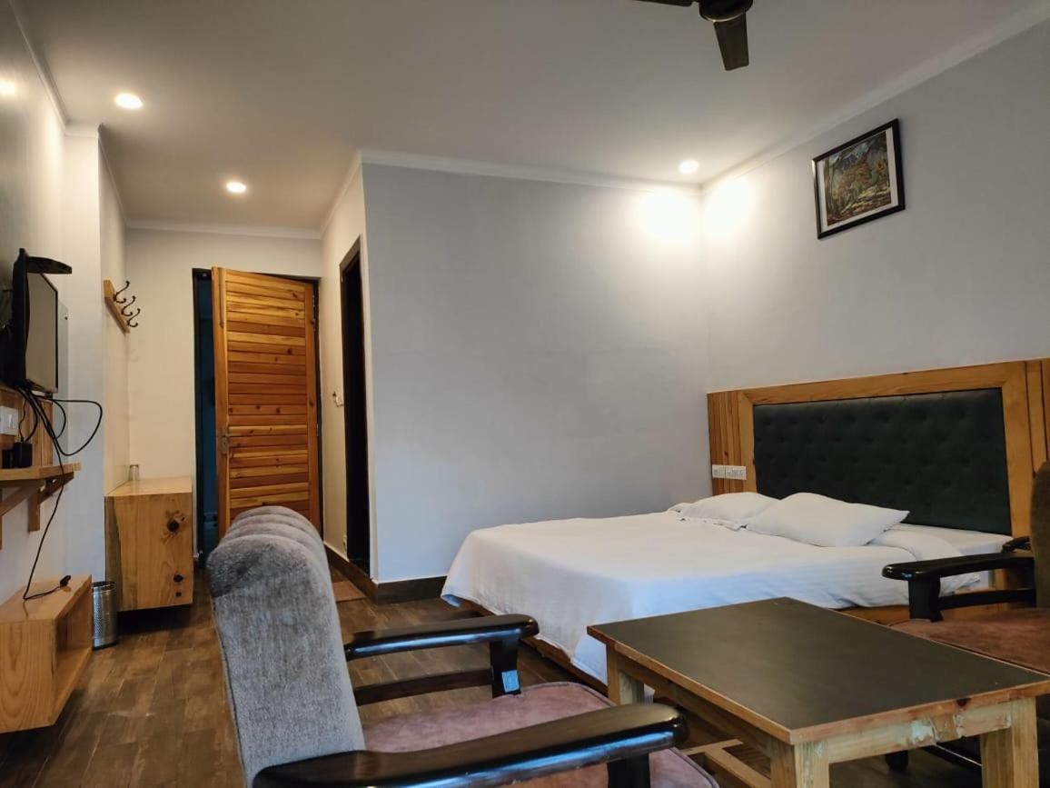 Hôtel Slate House à Dharamshala Extérieur photo